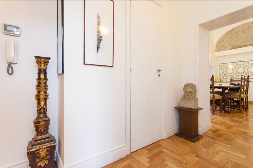 Цены на Apartment Cavour II - BH 5 в Неаполе