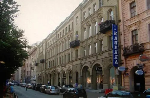 Apartment Bolshaya Konyushennaya 7 — отель с удобствами в Санкт-Петербурге