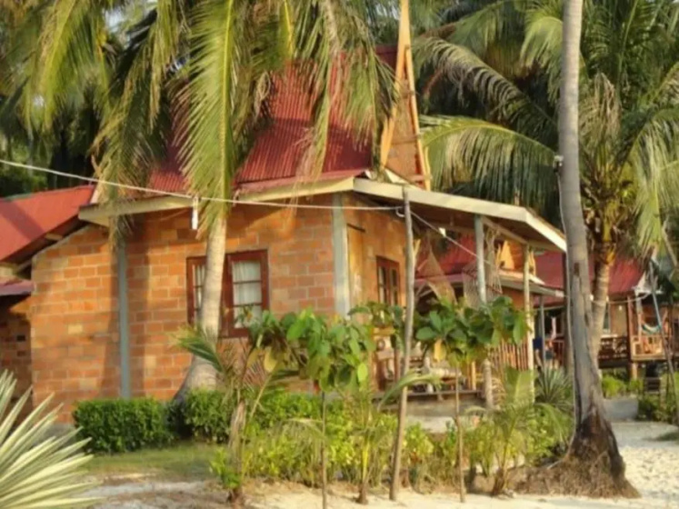 Цены на Leela Beach Bungalow в Ко Пханган