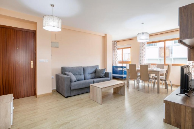 Gerona Apartment by GHR Rentals — комфортный отель в Аликанте