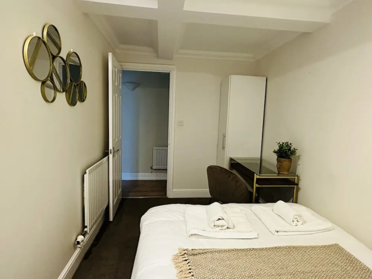 The Wimbledon Haven - 2 bed — комфортный отель в Лондоне