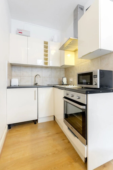 Modern Serviced Apartment in Kensington — забронировать отель в Лондоне