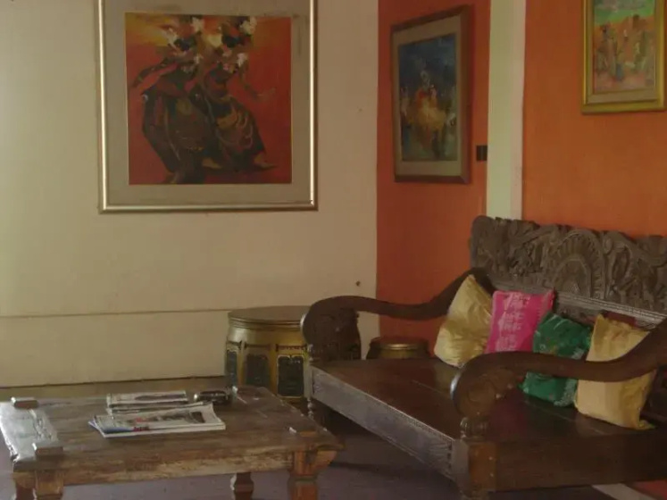 Majapahit Guest House Ubud — отель с удобствами в Убуде