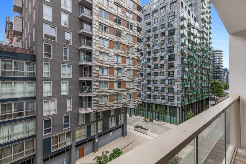 Цены на Spacious Serviced Apartments Canary Wharf в Лондоне