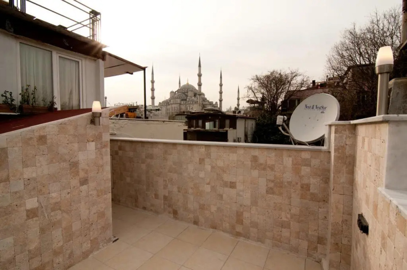 Blue Mosque Suites — отель с удобствами в Стамбуле