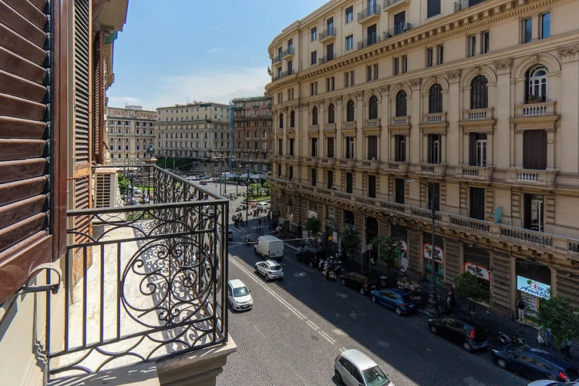 Adricla Guest House — отель в Неаполе, Италия