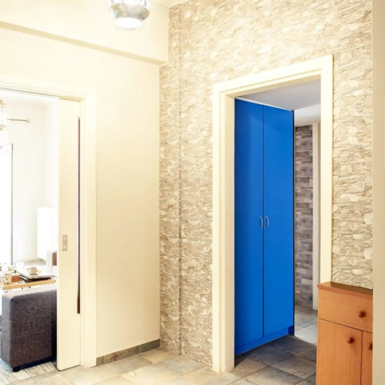 Bright 2 bedroom apartment in Exarchia — отель с удобствами в Афины