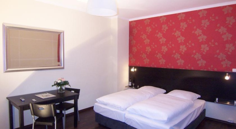 APARTCity Serviced Apartments — отель с удобным расположением в Берлине