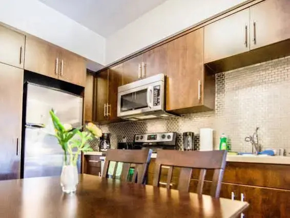 McCadden Place Apartment — отель с удобствами в Лос-Анджелесе