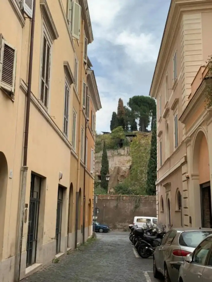 Suites in Rome 2 - Appartament — отель в Риме, Италия