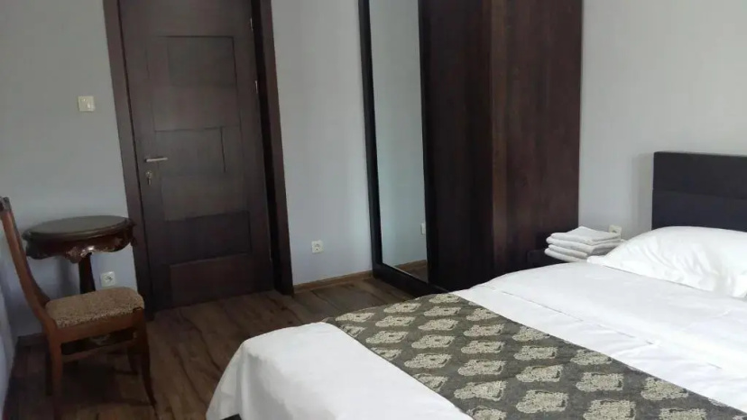 Prado Apartment Avlabari — отель с удобствами в Тбилиси