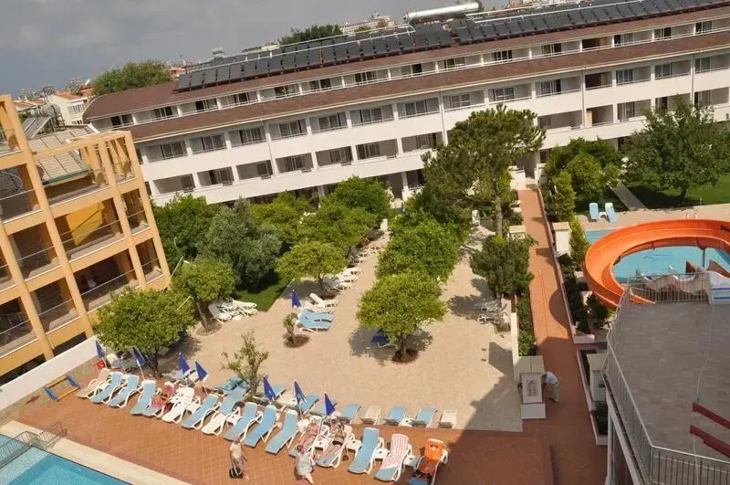 Catty Cats Garden Hotel — отель рядом с интересными местами в Сиде