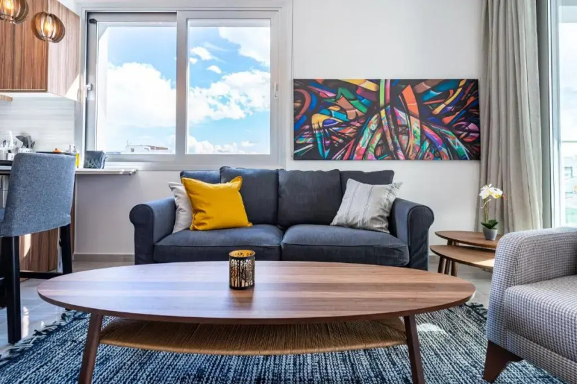Sunflower 1-Bedroom Apartment in Larnaca — отель с удобствами в Ларнака