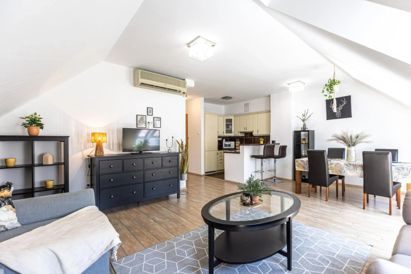 Gozsdu Court Premier Apartment — отель в Будапеште, Венгрия