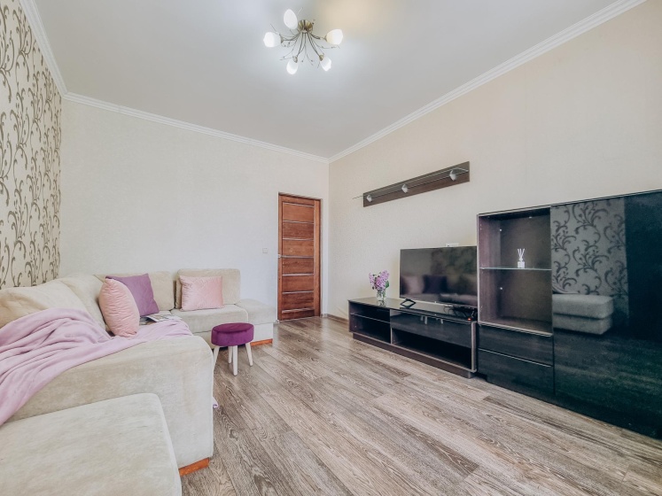 LovelyHome 39 (ЛавлиХоум 39) на улице Липовая аллея 9 — отель с удобствами в Калининграде