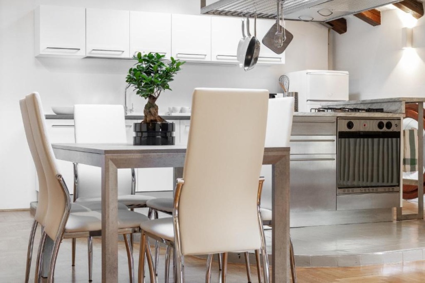 Attic Floor Venice Apartment — отель с удобным расположением в Венеции