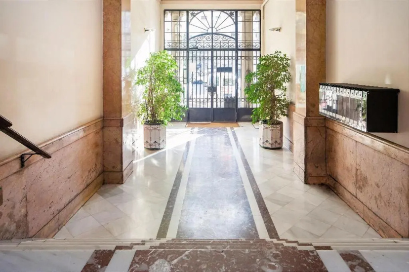 Bailén Green House — отель с удобным расположением в Барселоне