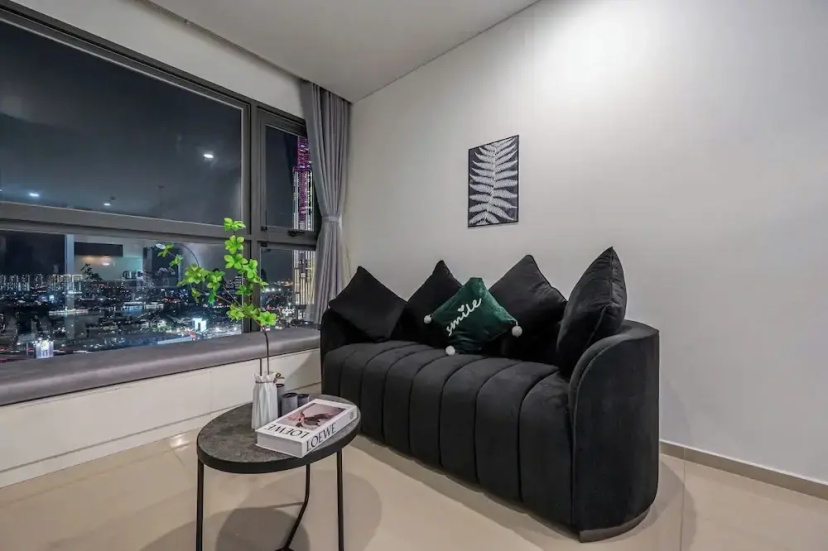 Pearl Plaza Luxury WiFi, Near Landmark 8 Apt, City View, Pool, Gym, Free — отзывы гостей и цены