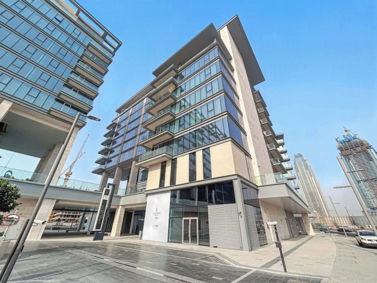2BR M Water Views Near Downtown — отель с удобным расположением в Дубае