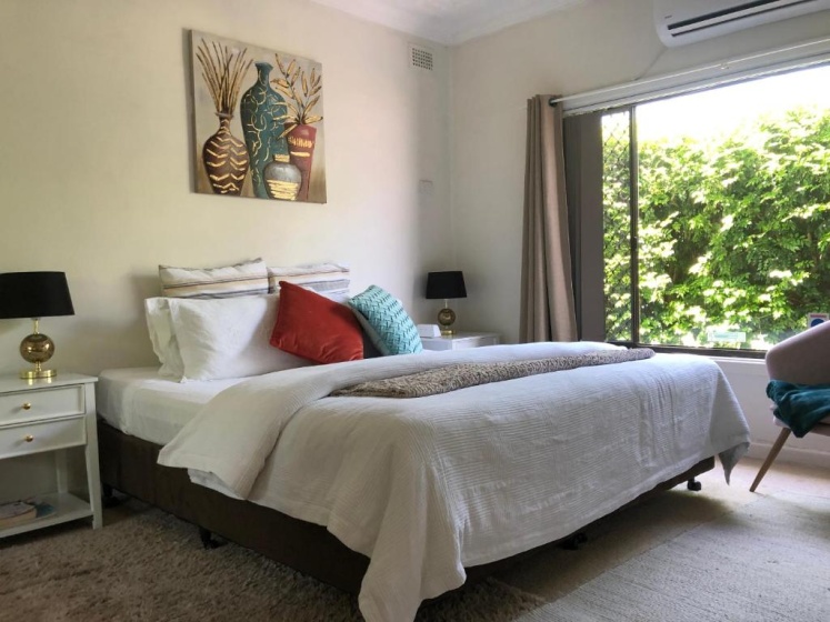 Hotel Style Monterey Guest Studio near Hospitals, Beach and Airport — комфортный отель в Сиднее