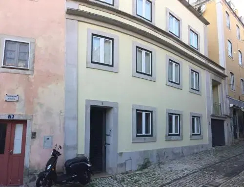Myplace -Lisbon Luxury Castle apartment 4 — отель в Лиссабоне, Португалия