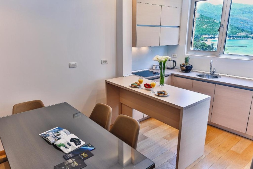 Victoria Apartments — забронировать отель в Будва