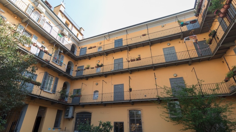 Italianway Apartements - De Castillia 20 — отель с удобствами в Милане