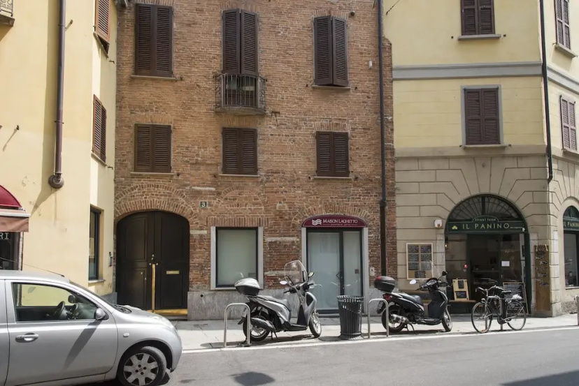 Hidden Retreat near Duomo — отель с удобным расположением в Милане