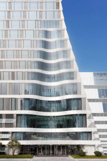 JW Marriott Marquis Hotel Shanghai Pudong — отель с отзывами гостей в Шанхае