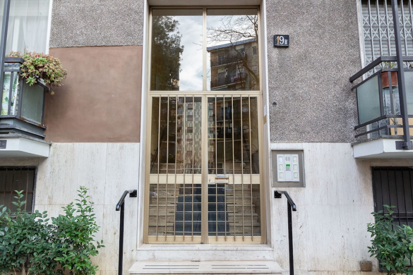 Alessia's Flat Milano 2 — отель с удобным расположением в Милане