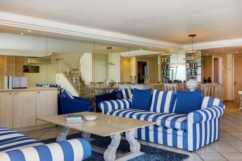 Secure Camps Bay Apartment With Pool Views 17 Nautica — забронировать отель в Кейптауне