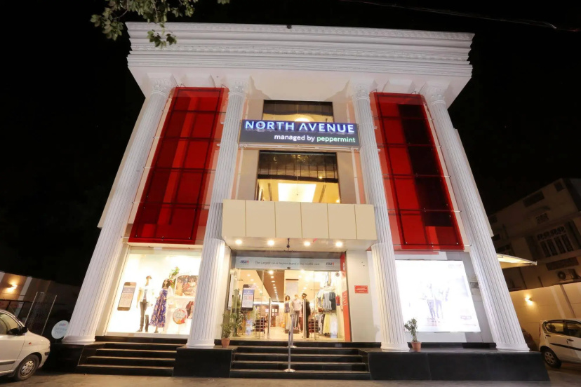 Five Elements Hotels North Avenue Delhi — отель в удобной локации в Дели