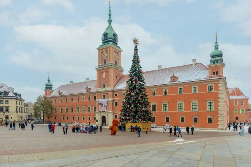 Apartment Near Royal Castle by Renters — отель с удобствами в Варшаве