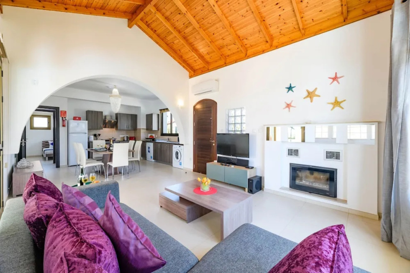Kymma Bungalow 2 in Ayia Napa — отель с удобным расположением в Айя-Напа