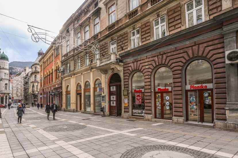 Urban Apartments Strossa — отель с удобным расположением в Сараево