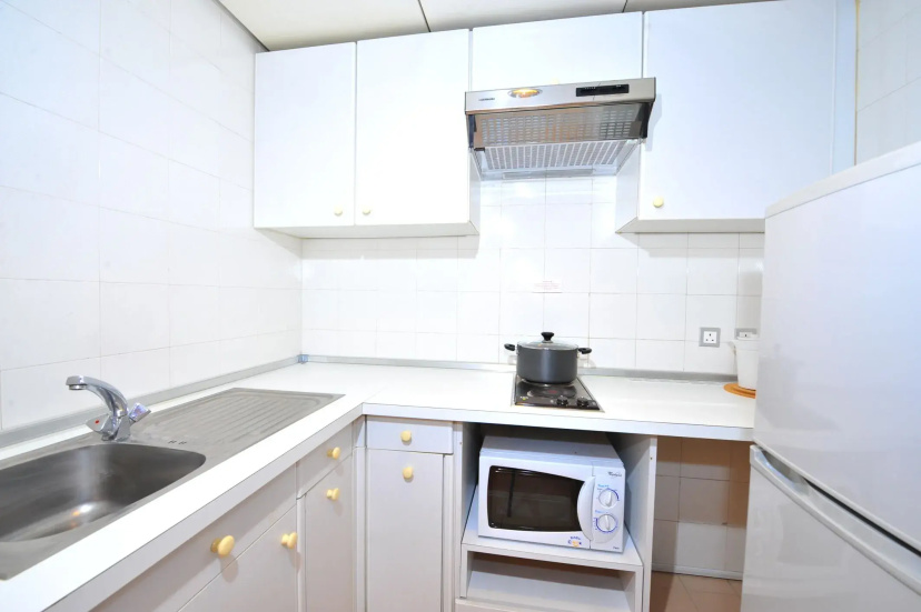 Kornhill Apartments 2 — отель в Гонконг, Китай