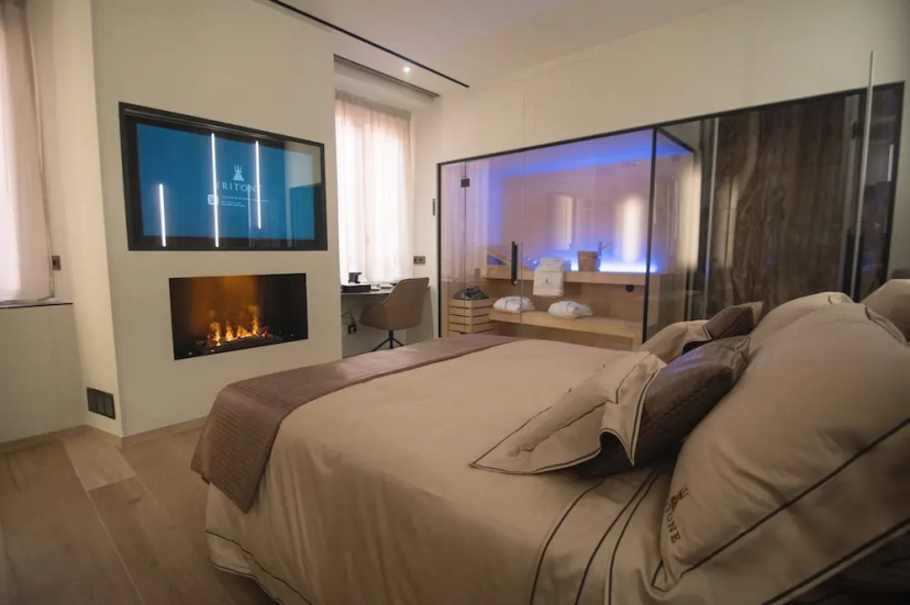 Tritone Luxury Suites Fontana di Trevi — отель с удобствами в Риме
