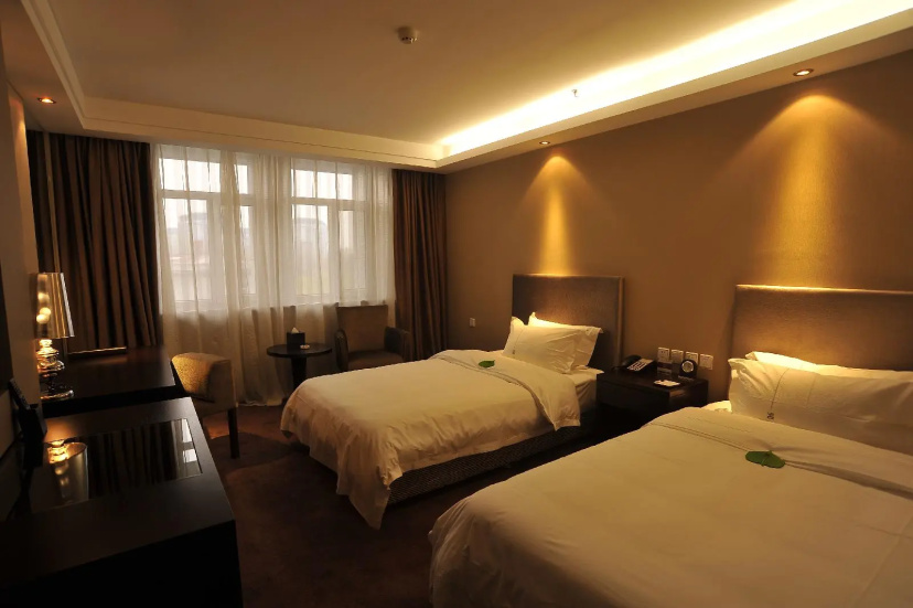 Friendship Palace - Hotel in هاربن - Photo 3