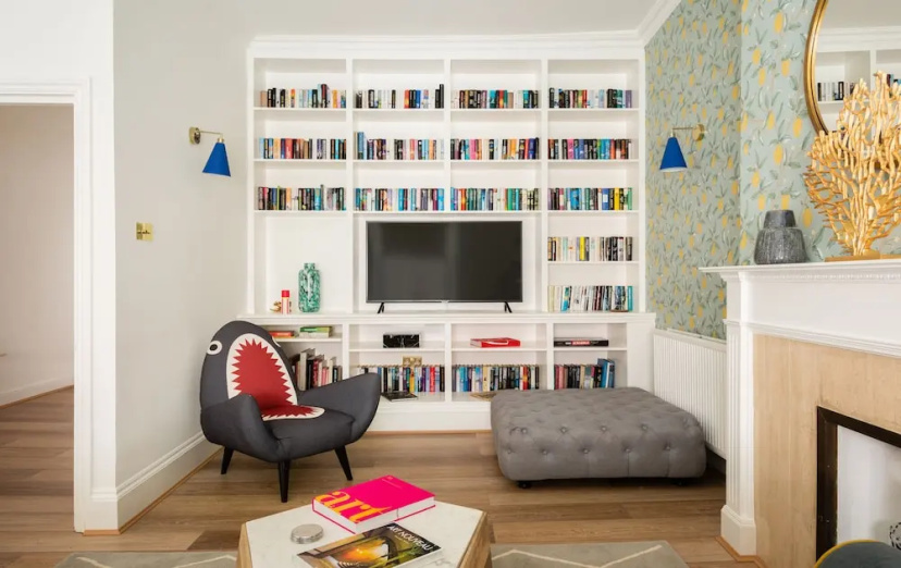 The Gloucester Road Mews - Stylish & Modern 1bdr Apartment — отель с удобствами в Лондоне