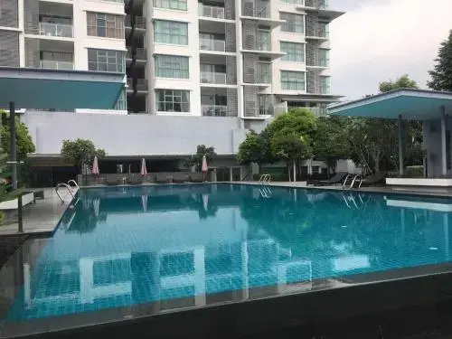 Luxury Apartment in the Heart of KL — забронировать отель в Куала-Лумпуре