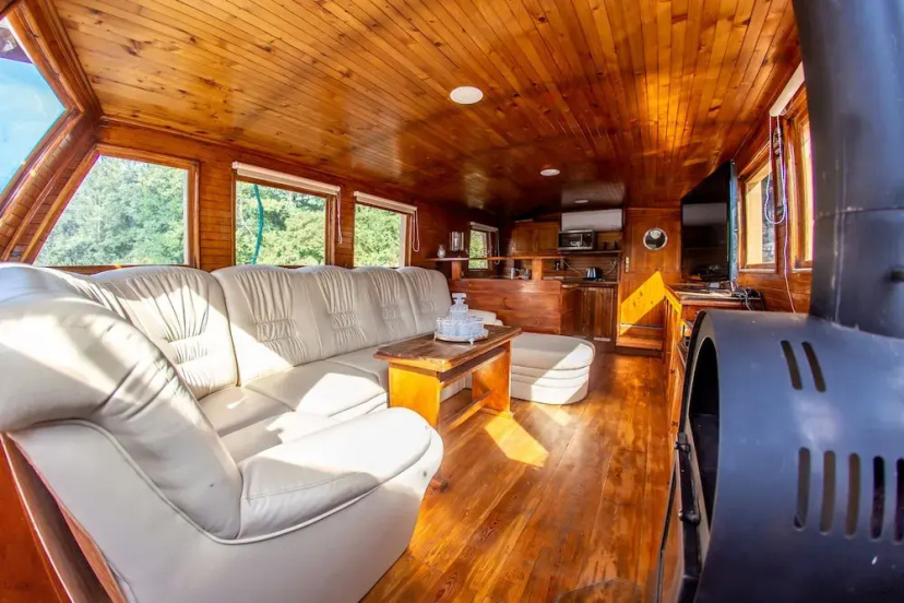 Prague Bay Houseboats — комфортный отель в Праге