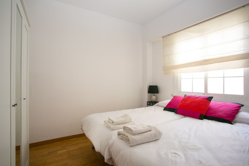 Modern Penthouse Near Sagrada Familia With Terrace — отзывы гостей и цены