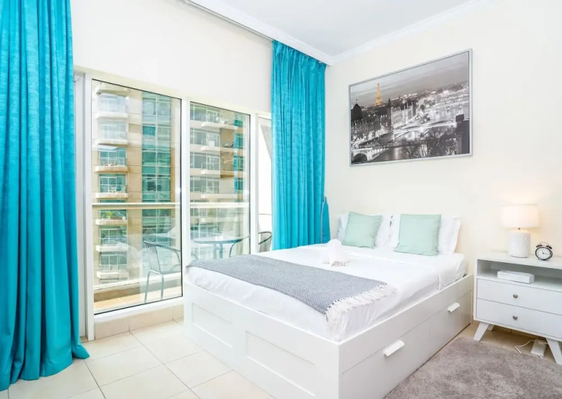 Tanin - Spacious Studio Close to Burj Khalifa & Dubai Mall — отель в Дубае, Объединенные Арабские Эмираты