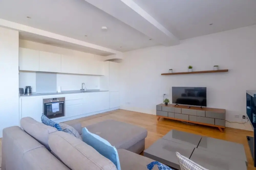 Stylish 1 Bedroom Apartment in Affluent Fulham — комфортный отель в Лондоне