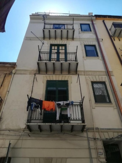 Цены на Grazioso appartamento nel cuore di Palermo в Палермо