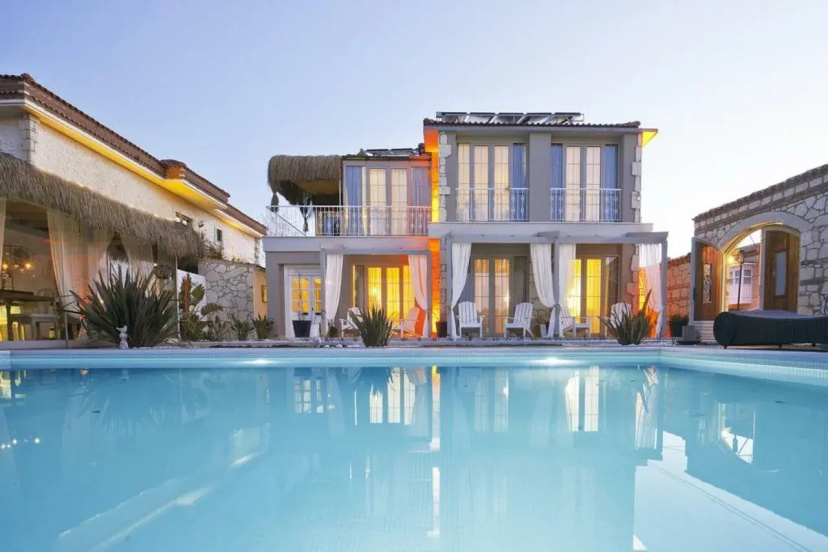 Sade Alacati Hotel — отель с удобствами в Чешме