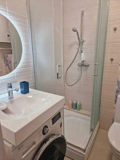 Цены на Apartamenty na ulice imeni Vladimira Zirinovskogo 1k1 в Южно-Сахалинске