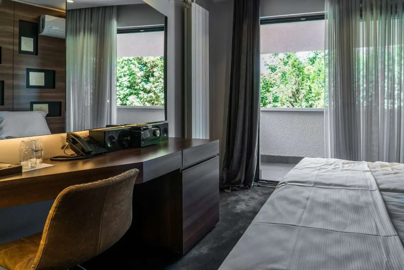 Boutique Hotel Natalija Residence — отель с удобным расположением в Белграде