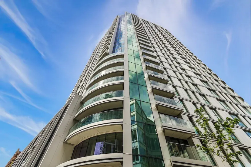 Altitude E1 Apartments — отзывы гостей и цены