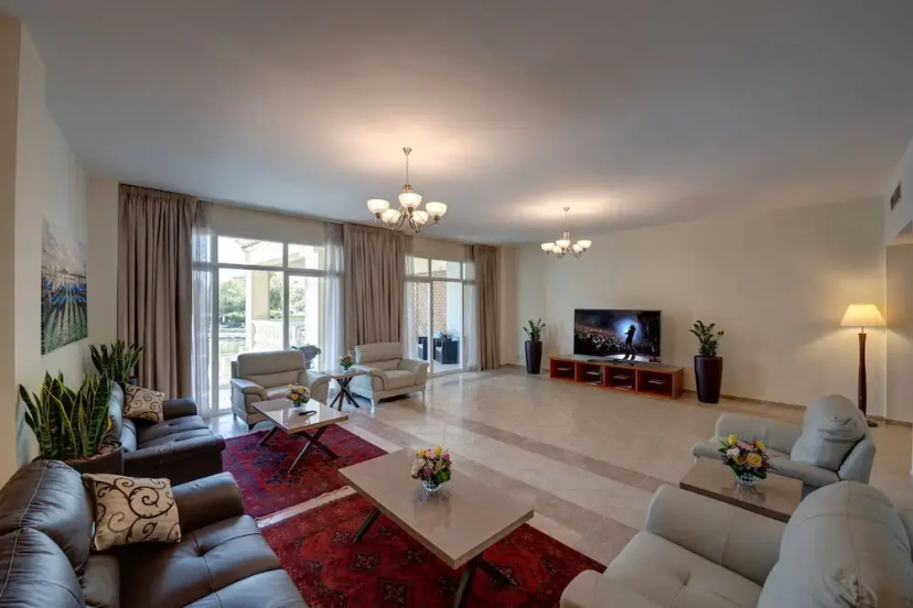 J5 Holiday Homes 3BR Apartment - Apartment in ดูไบ - Photo 1